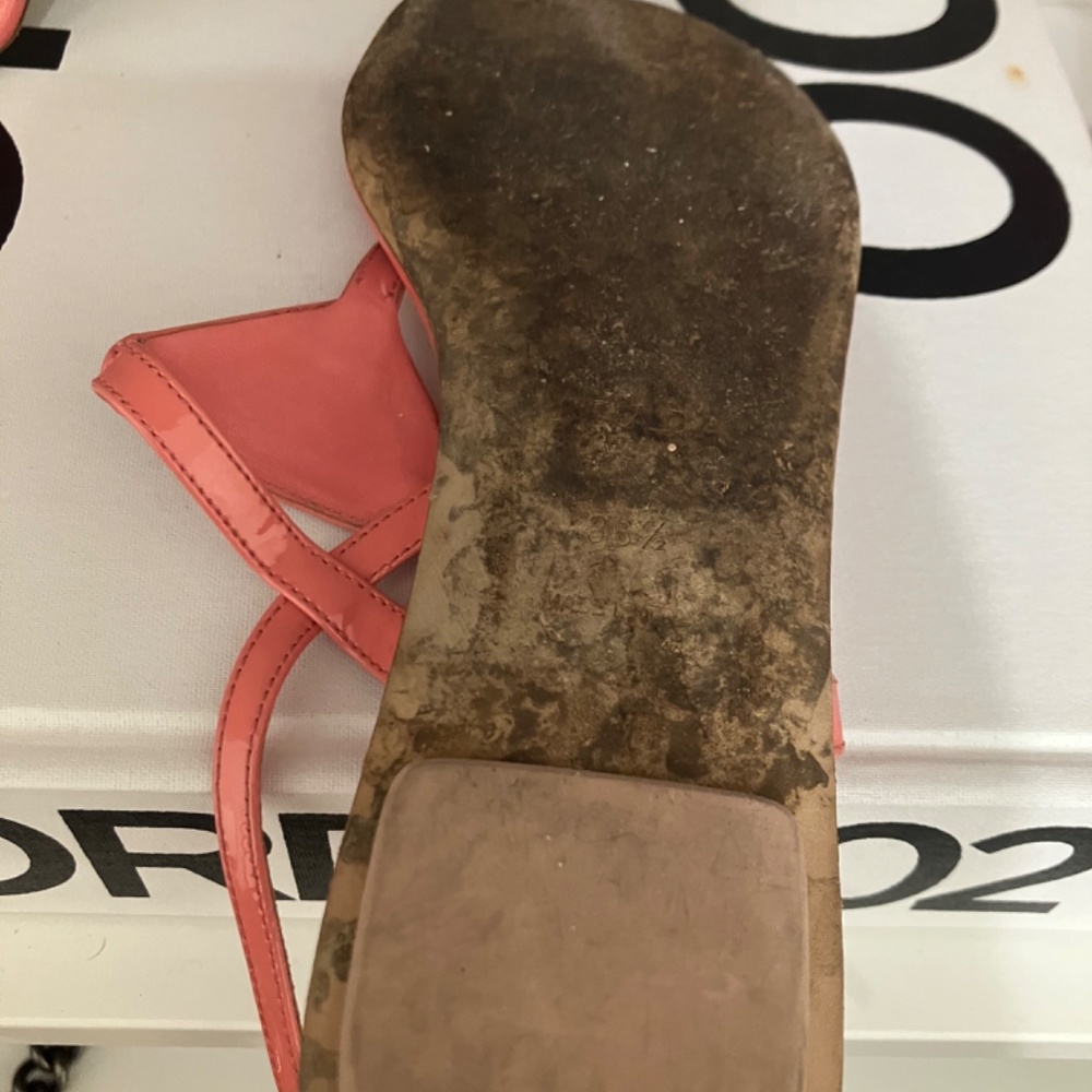 Pink Prada Logo Thong Sandals - Picture 5 of 5